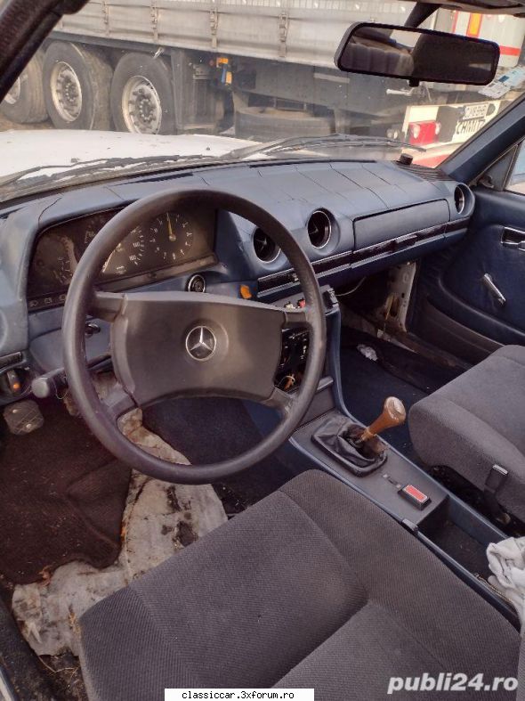 sugestie cumpare mercedes w123 poza    interior