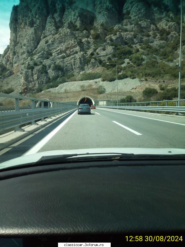 grecia 2024 (meteora, volos, mare langa athos) stop-cadru intrarea intr-un tunel autostrada fosta