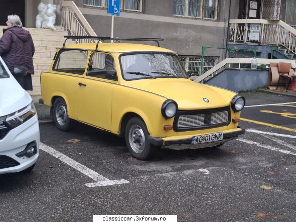 prin arges mai postez c�teva, c�t timp mă lăsa forum-ul. aci' trabant combi mare dezir