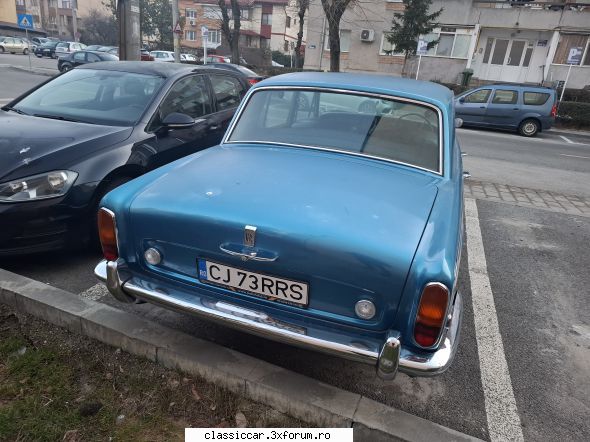 silver shadow-ul ce l-am acu' c�teva luni. �n fine poza aceea o acuma un an, doi. de data aceasta