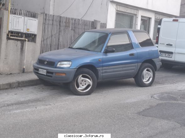 prin arges toyota rav xa10; ceva vreme prin zona aceea...
