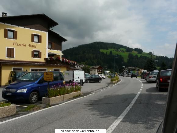 drumetii mai cateva fotografii din drumul spre casa, una austria catre cortina recomand ajungeti