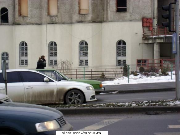 audi 100 -1980- mai inca una usi, grigorescu str donath, dar ala este mai rablagita, tot verde Admin