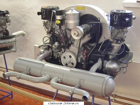 poze motoare vechi porsche 356