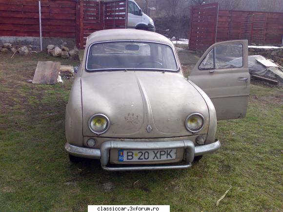 dacia 1100 mai postat mult timp aici ..si s-au intamplat mai cumparat masinutze renault dauphine