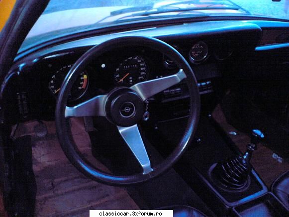 opel poza interior