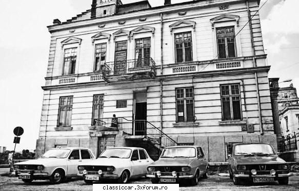 dacia 1300 1980 super clipul masina ta,imi aminteste arabii care fac deraparile astea controlate