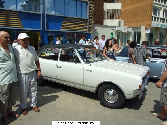 isi fac poze cu propietari cu bestia impreuna la rimnicu vilcea 30.07-1.08