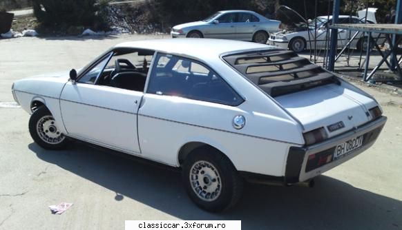 renault 1973 spatele..