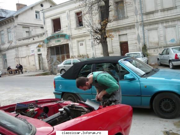 ford capri da, este cea avatar, cata vreme stat saraca dreapta s-a imbacsit praf s-a murdarit