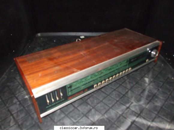 vind radio vechi, adauga radio bucur includ taxa postala ,ele sunt  romana