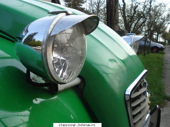 2 CV green ...sauss ente - si si.o deschis pleoapele - Prezentare masini