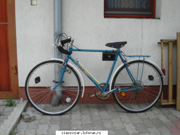 2 semicurse Sputnik noi din stoc - A sosit mult r� - Prezentare motociclete, motorete si biciclete de colectie