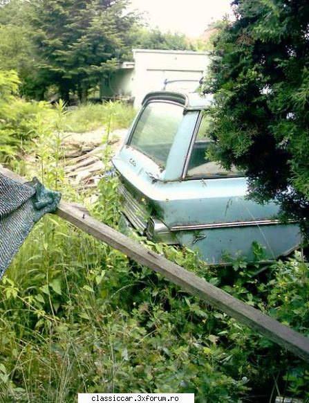AMC Rambler Abassador Wagon - Ar merita salvata, inainte sa se inverzeasca de - Vanatoarea de epave
