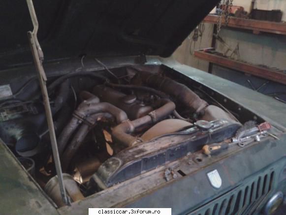 ARO 240,UAZ 469B din 1973 - fari - Prezentare masini