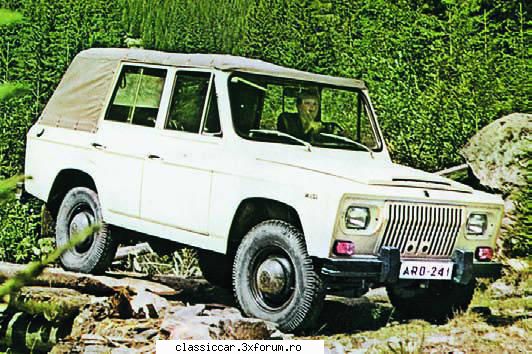 ARO 240,UAZ 469B din 1973 - Asta de exemplu este cu faruri mai inalte si - Prezentare masini
