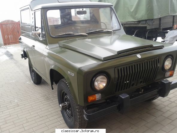 ARO 243 din 1981 - fari - Prezentare masini