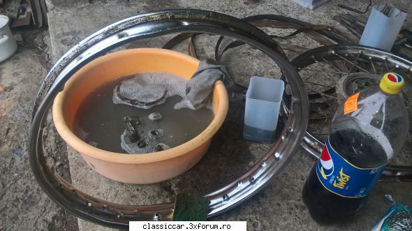 Actiunea ,,Mobra'' - Capacele cu saboti le-am pus la inmuiat intr-o - Reconditionari si Restaurari