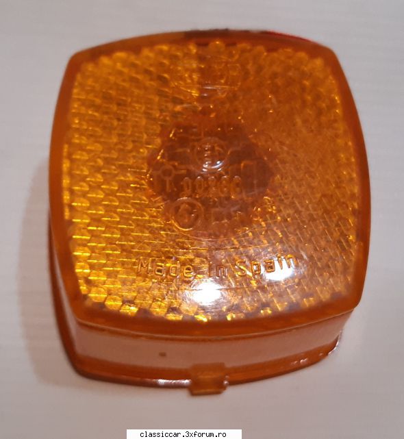 Ajutor identificare lampa - E Hella, made in Spain. Latura e de 50 mm - Coltul Tehnic