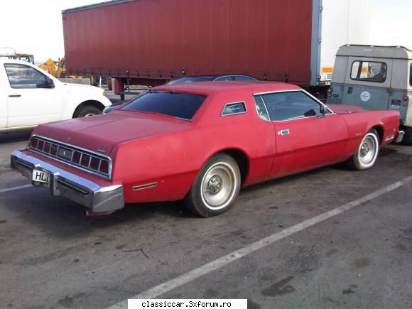 Am condus prin Spania - Iata si un Ford Thunderbird care s-a vandut cu - Din lumea larga