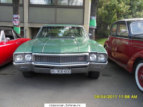 Am reprezentat Romania la BELGRAD - din fata buick-ul GS - Arhiva evenimente 2011
