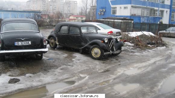 Am vazut in Iasi - Traction avant si Volga - Am vazut prin Romania