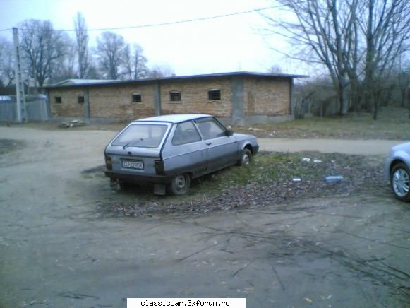 Am vazut prin Bechet - Un Oltcit in Bechet.Apartine unui politist,tatal - Am vazut prin Romania