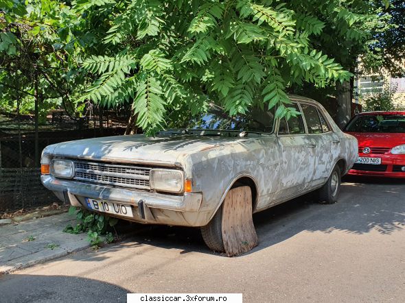 Am vazut prin Bucuresti - pe aceeasi ulita, acest opel rekord c, vesnic - Am vazut prin Romania