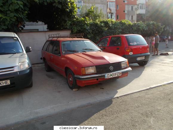 Am vazut prin Craiova - Opel Rekord caravan - Am vazut prin Romania
