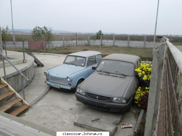 Am vazut prin Craiova - alt trabant (inca in stare buna) si o dacie care - Am vazut prin Romania
