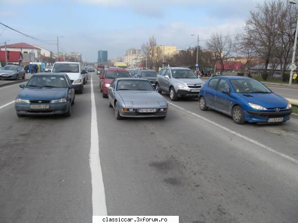 Am vazut prin Craiova - Int-o intersectie un Porsche cu numere de VL - Am vazut prin Romania