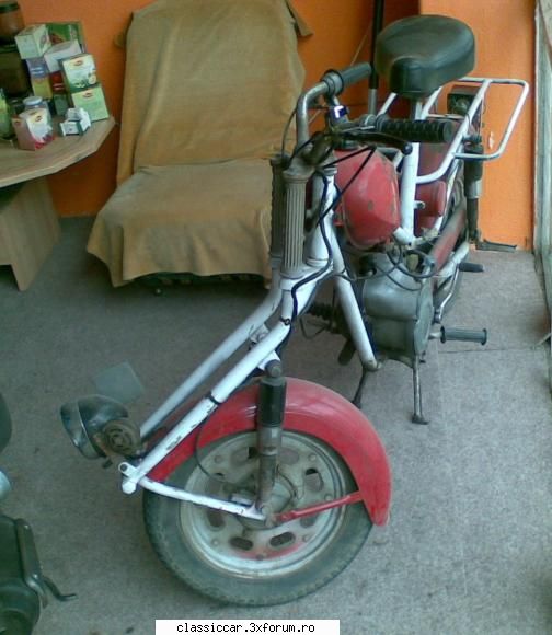 Am vazut prin Craiova - La un dealer si reparator de scutere, o chestie - Am vazut prin Romania