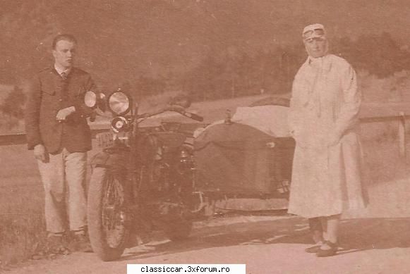 Amintiri... - aceeasi din fata - File de istorie