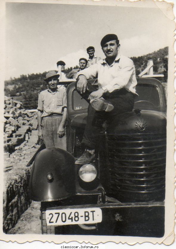 Amintiri... - Uite inca unul cu unchiul meu gasit prin pozele - File de istorie