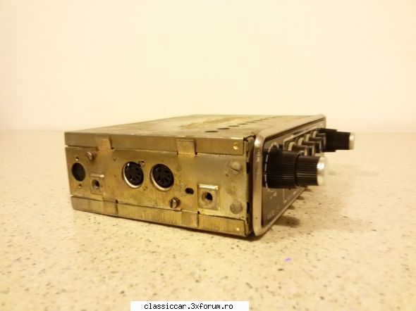 Amplificator auto rom�nesc foarte rar - caprigt - Vanzari  piese si accesorii