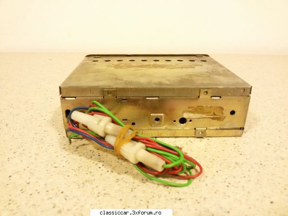 Amplificator auto rom�nesc foarte rar - caprigt - Vanzari  piese si accesorii