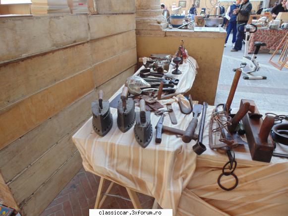 Anticariat Ascoli Piceno -- Italia - Fiare de calcat - Din lumea larga