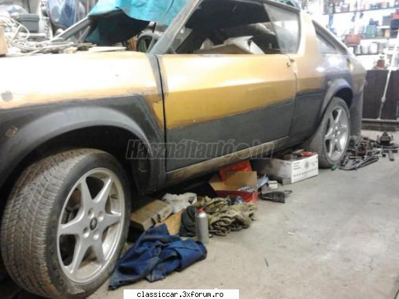 Anunturi din Ungaria - Un R17 din 1976, cu motor de Fuego Turbo. A mai - Anunturi vazute pe net