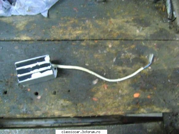 Aprindere electronica?? - Are trei iesiri - Coltul Tehnic