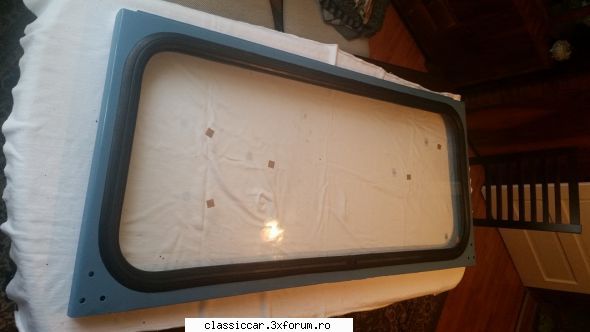 Aro 10.1 din 1981 - Parbrizul original luase o gura buna de aer intre - Reconditionari si Restaurari