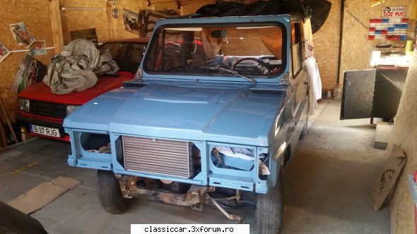 Aro 10.1 din 1981 - Da, e Skoda Rapid. Mai sunt suruburi de strans si - Reconditionari si Restaurari