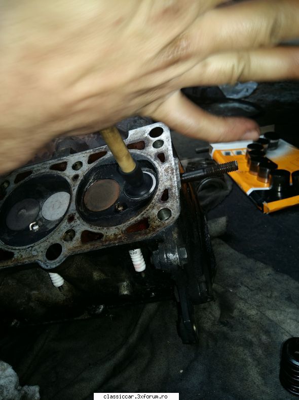 Audi 80 B - Carburatorul de la Misi inca n-a ajuns pe masina - Prezentare masini