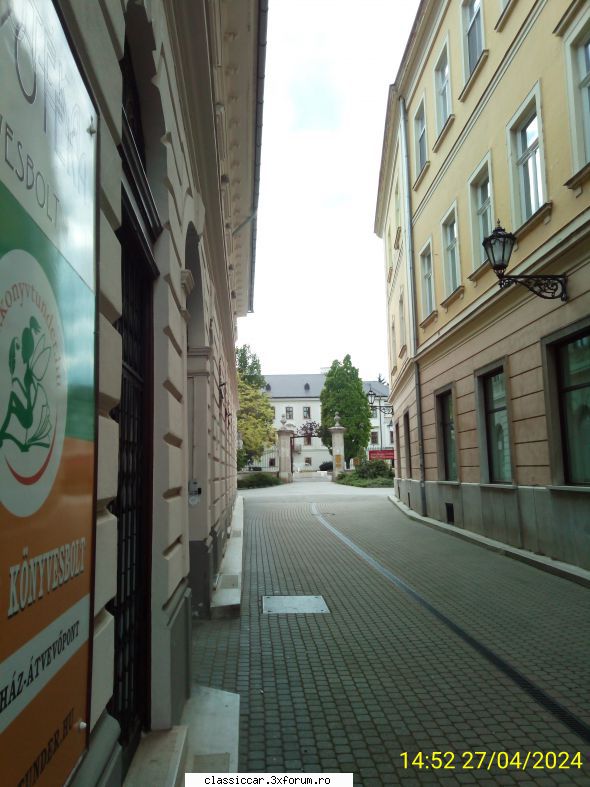 Austria - Germania (Europa Park) 2024 - In oras, spatiile pietonale sunt si inguste - Drumetii prin Mioritic