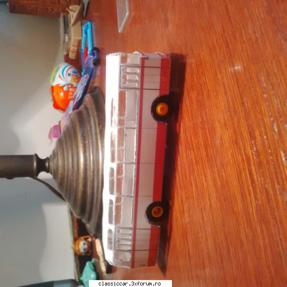 Autobuz TV 2U 1/87 - Inspirat fiind de minunata epopee a domnului - Modelism si machetute