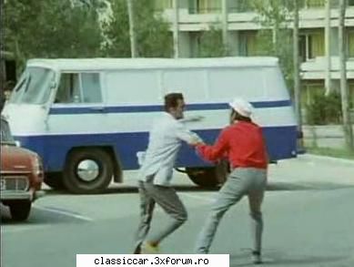 Autoutilitarele TV - si o duba tv 41 fain vopsita...intr-un film B.D - File de istorie