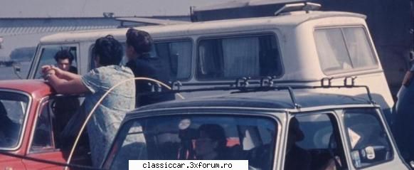 Autoutilitarele TV - In final o poza din 1970, decenta, cu un 4 - File de istorie
