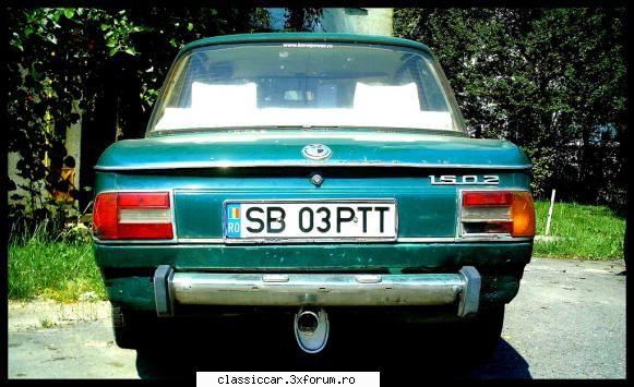 BMW 2002 din 1968 - aici este cea verde din sibiu..poza e de acu - Prezentare masini