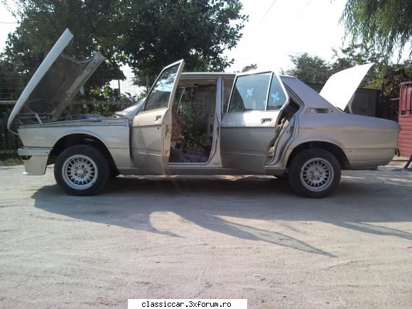BMW E-12, UN ALT "RECHIN" in BUCURESTI - Alte poze... =D - Prezentare masini