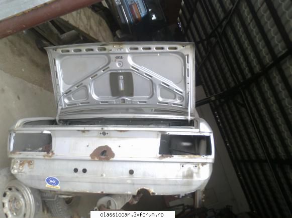 BMW E12, 520/6 din 1979 - Cateva poze slabe despre starea si pozitia - Prezentare masini
