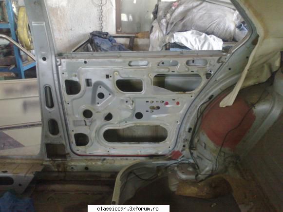 BMW E12, 520/6 din 1979 - Pyrex - Prezentare masini